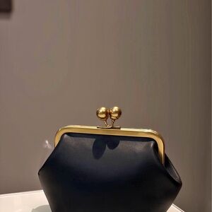 Coach Kisslock 16 in Black